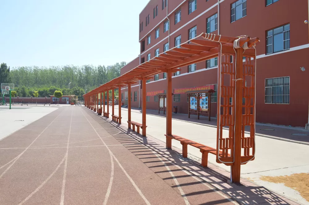 学校/商业街